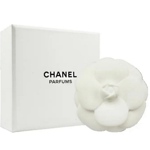 NIB Chanel Ceramic Diffuser - Picture 1 of 5